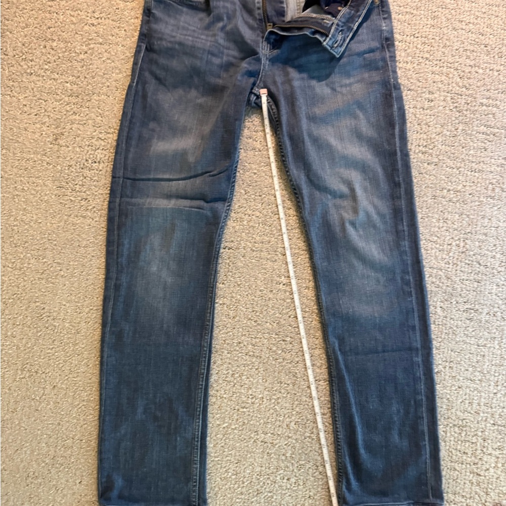PaigeMen's Blue Jeans
